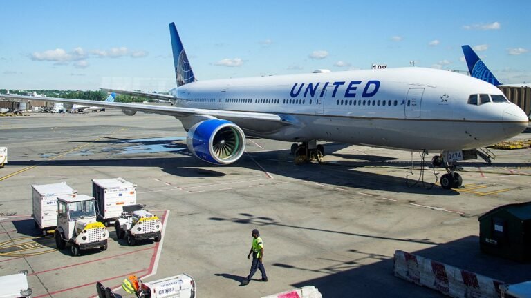 Severe weather strands United Airlines flight at Newark airport for seven hours