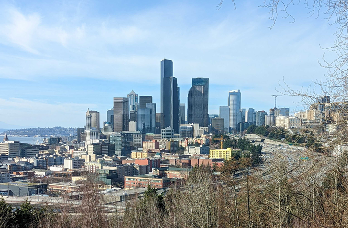 Slog AM: Seattle’s Population Reaches 800,000, Deaths in Texas Floods Passes 100, ICE Raids LA Park with Horses