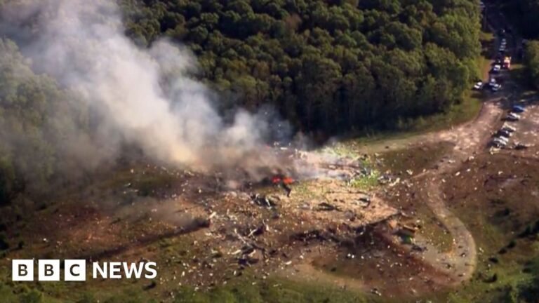 19 people missing after blast levels Tennessee explosives facility