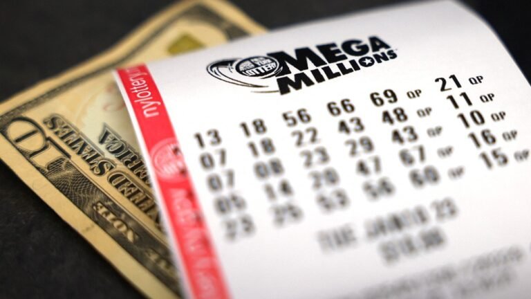 Mega Millions prize grows to $714 million