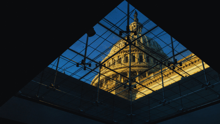 Banks and credit unions urge Congress to end government shutdown quickly