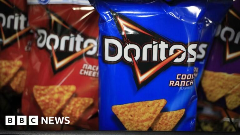 Armed police surround teen after AI mistakes crisp packet for gun