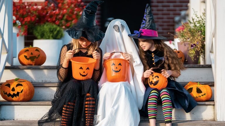 Michigan candy company recalls peanut and cashew bars days before Halloween