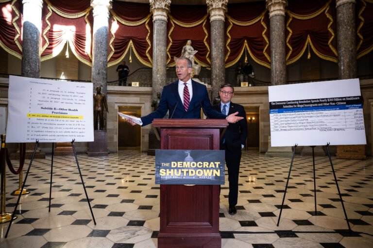 Shutdown will stretch into another week as Senate standoff continues