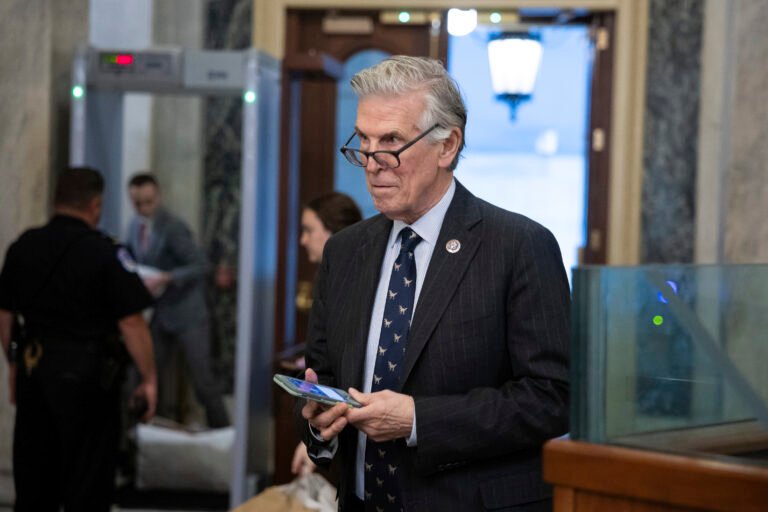 Democrats float RIF reversals as shutdown demand