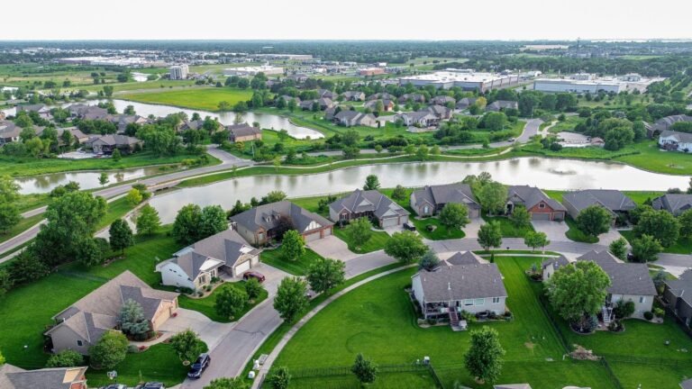 Affordable apartments under $1,000 scarce but still exist in 13 metros